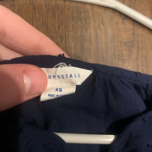 blouse - Picture 2 of 2